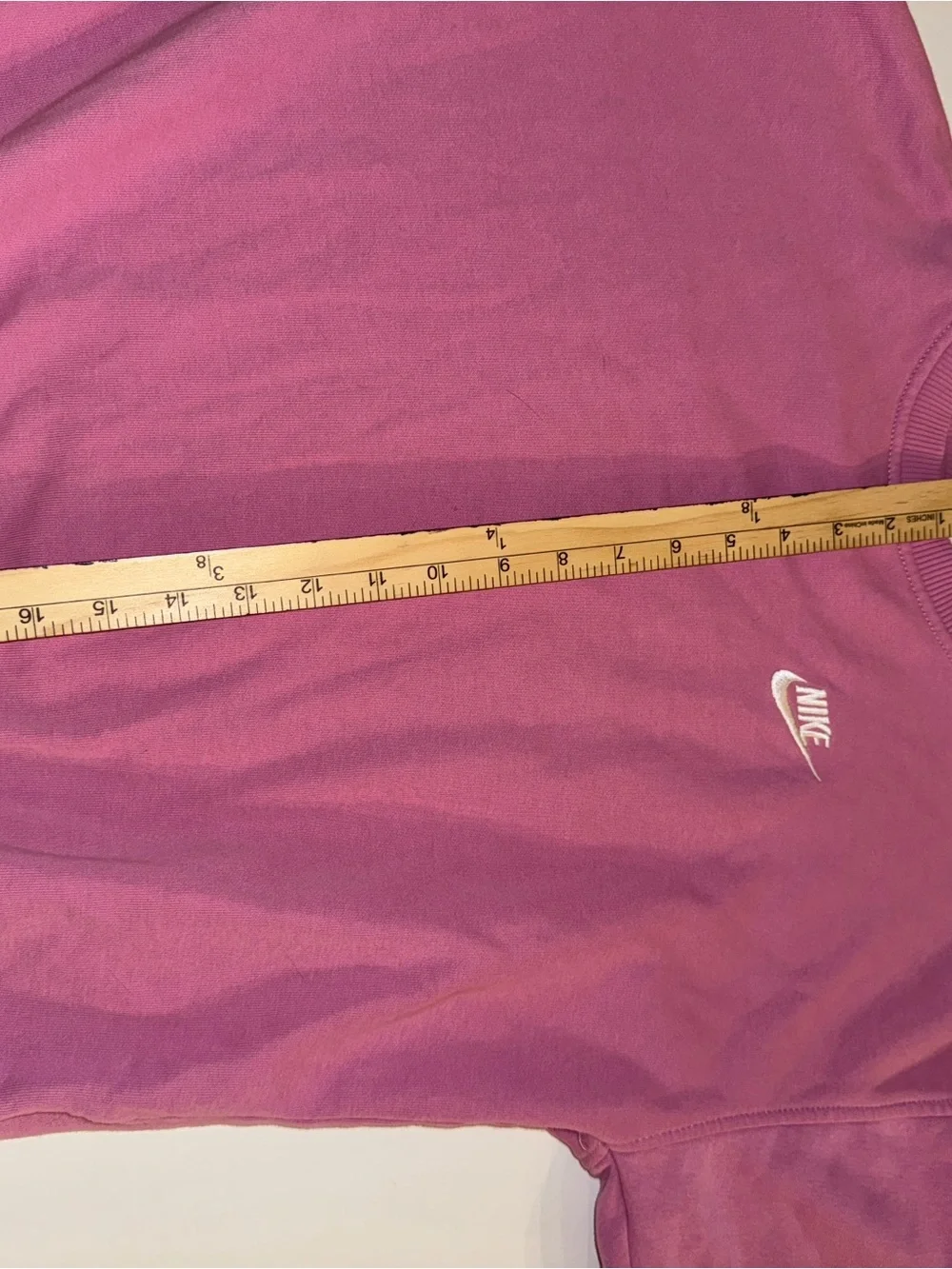Nike Crewneck Sweatshirt Size M Mauve Pink Embroidered Swoosh Pullover